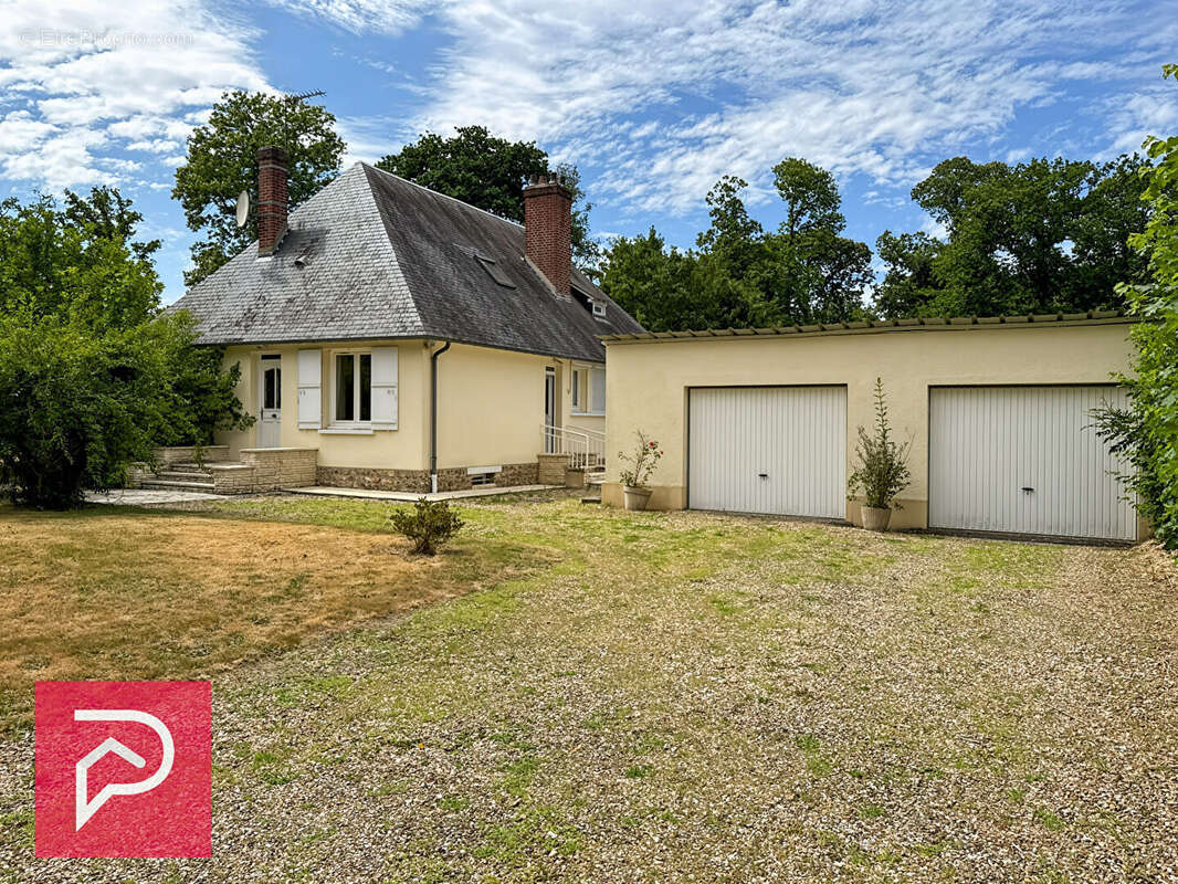 Maison traditionnelle dans quartier résidentiel entre BERNAY et EVREUX - photo 3