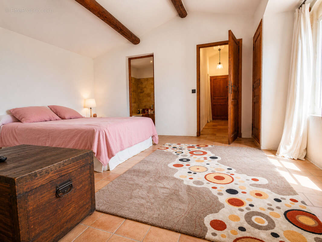 Maison à PLAN-DE-LA-TOUR