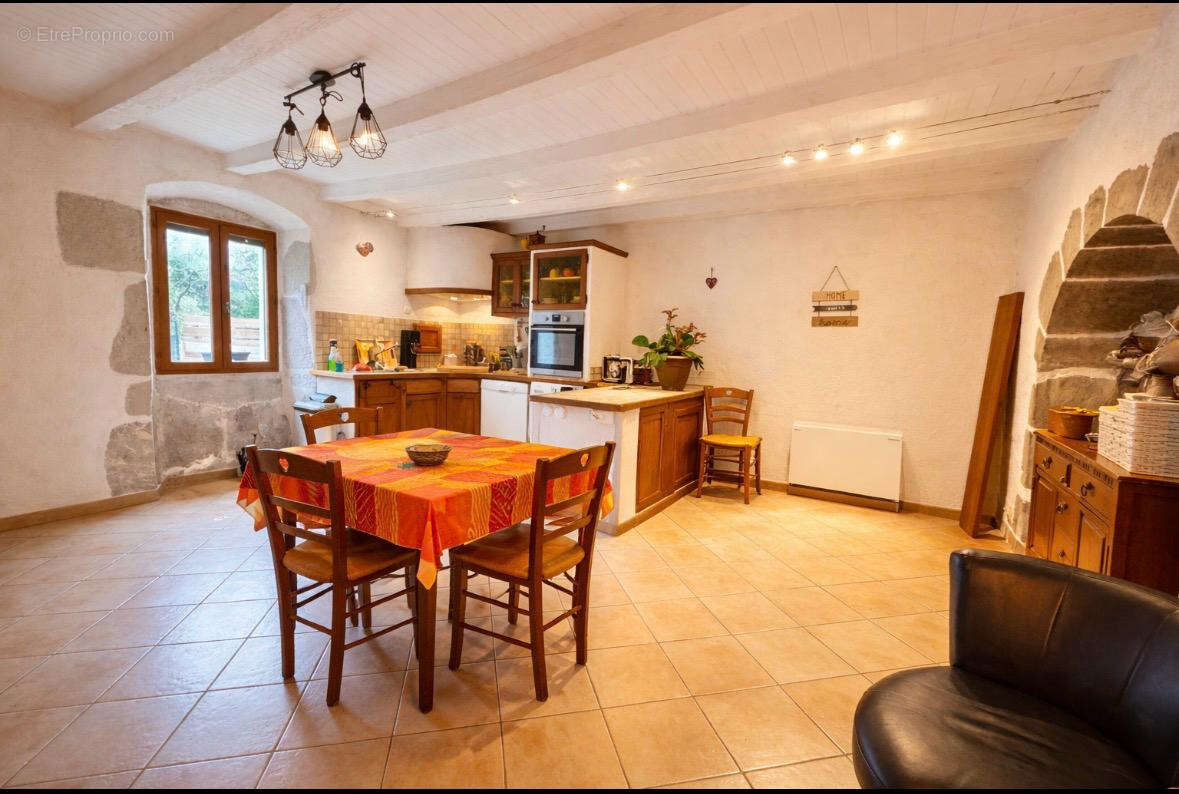 Appartement à DOUSSARD