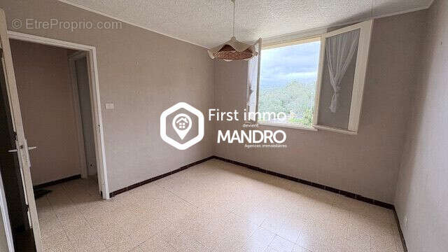 Maison 76 m² à Estagel  - photo 9