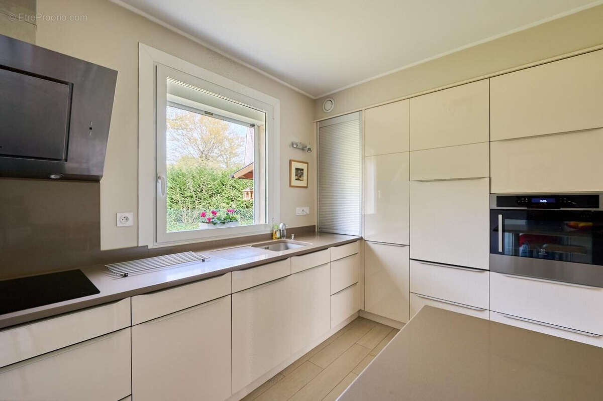 Maison à CHEVIGNY-SAINT-SAUVEUR