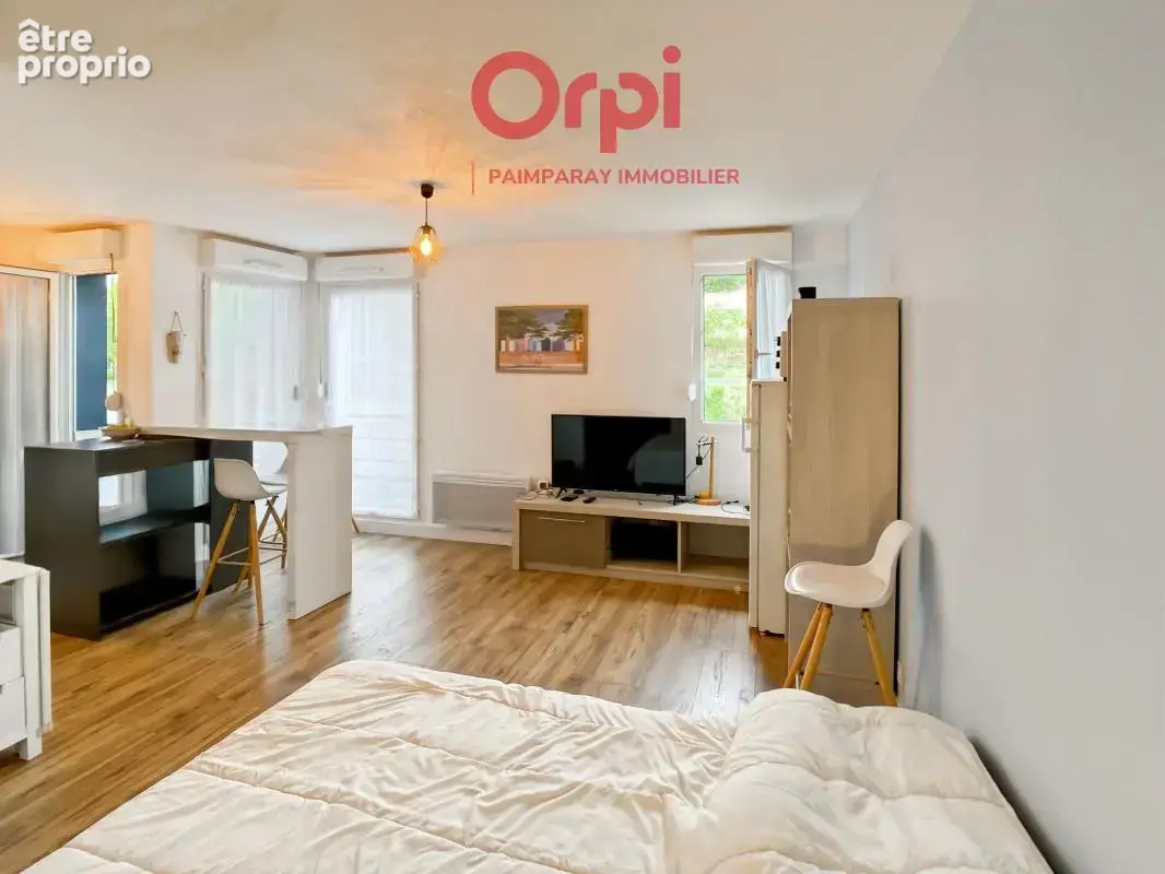 Studio Les Andelys  À Vendre - Balcon et ascenseur - photo 2