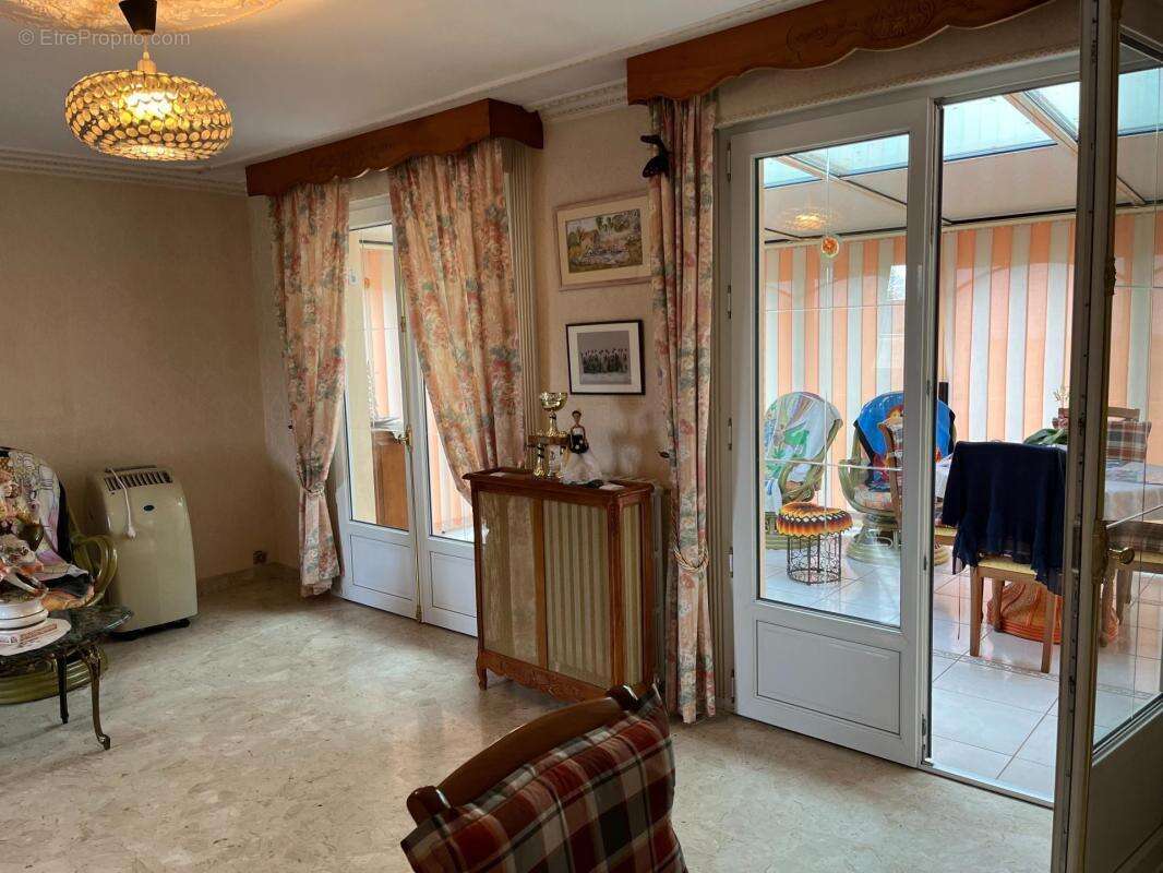 Maison à OISSEAU-LE-PETIT