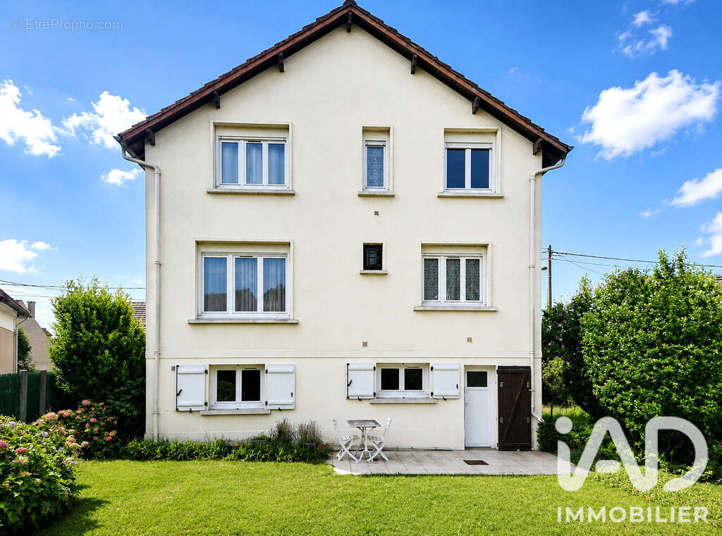 Maison 150 m² à Ozoir-La-Ferriere  - photo 4