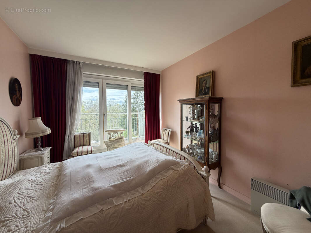 Appartement à PONT-SAINTE-MARIE
