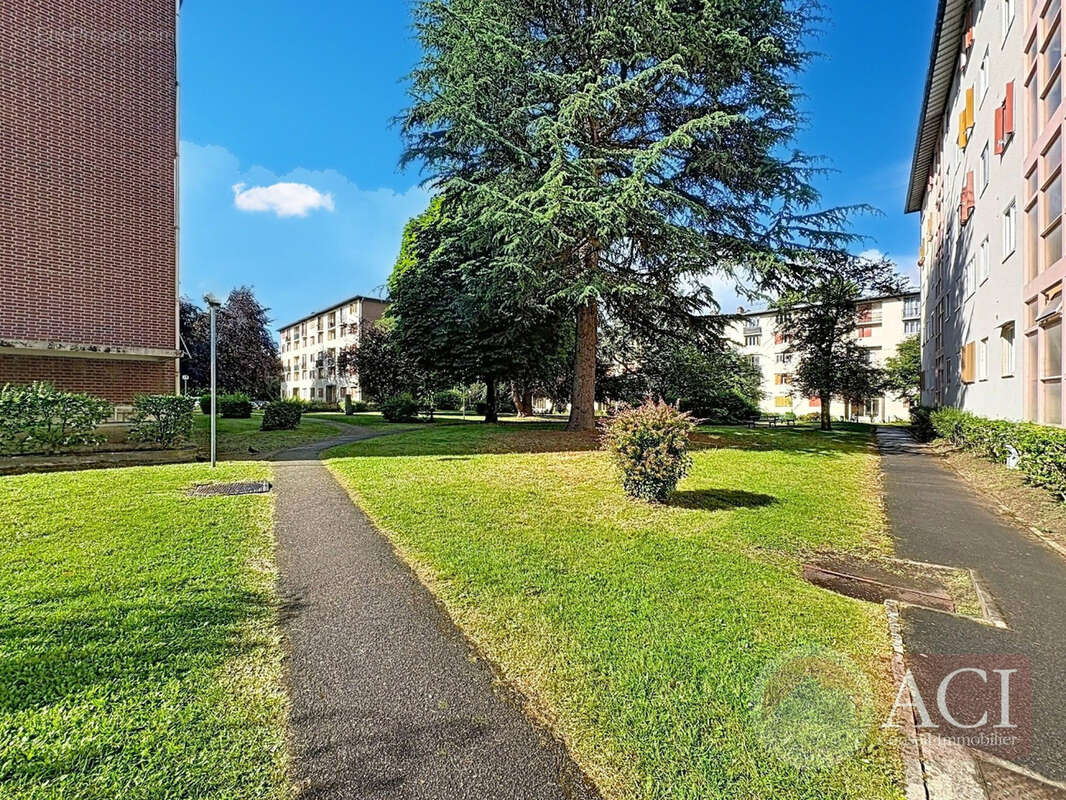 Appartement à EPINAY-SUR-SEINE