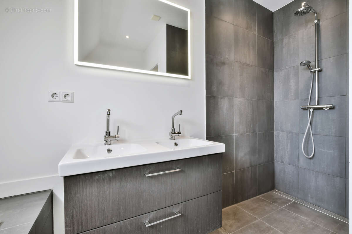 Appartement à OBERHOFFEN-SUR-MODER