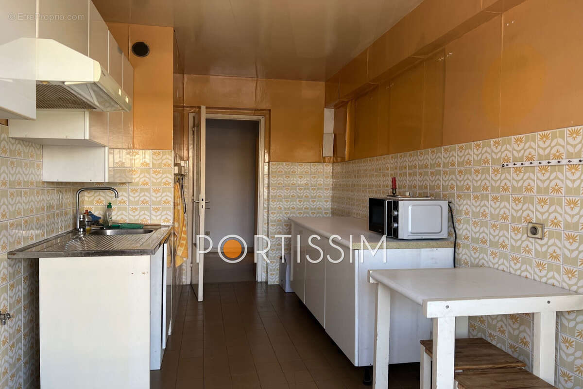 Appartement 81 m² à Saint-Laurent-Du-Var  - photo 2