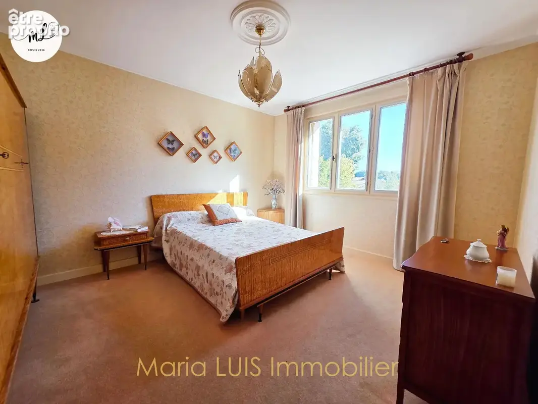 Maison traditionnelle 3 chambres avec 187 m2 de surface utile et jardin sans vis-à-vis - photo 7