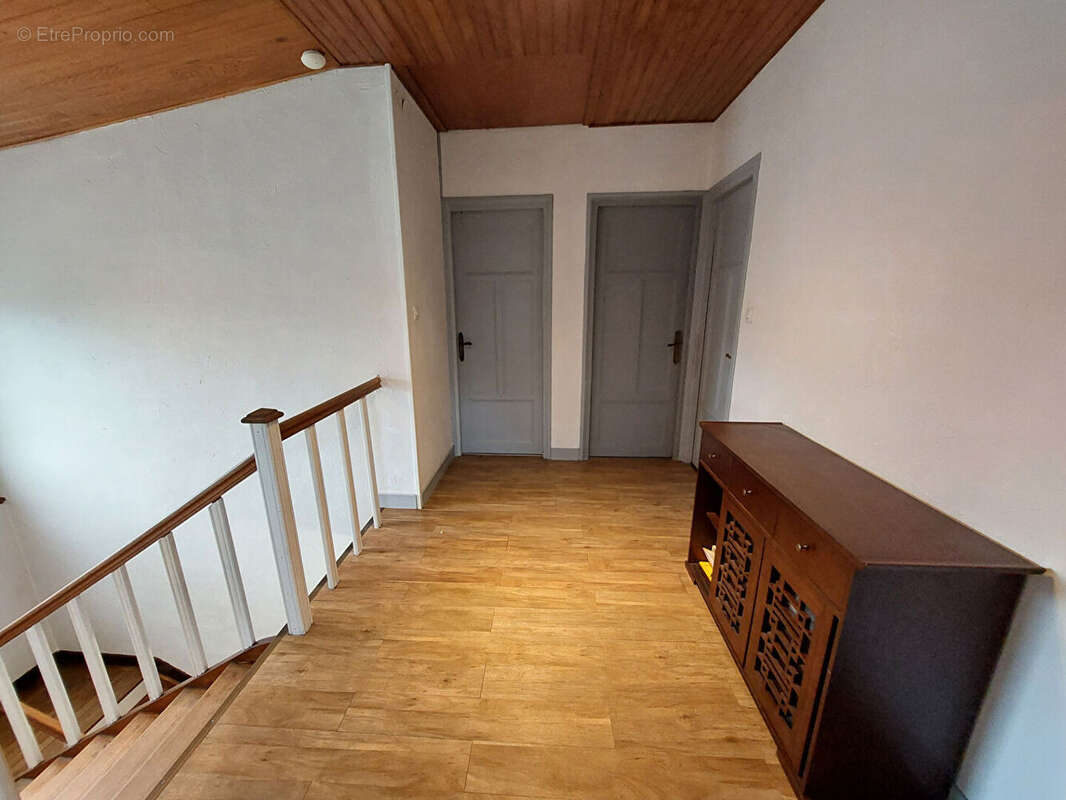 Maison à LORQUIN