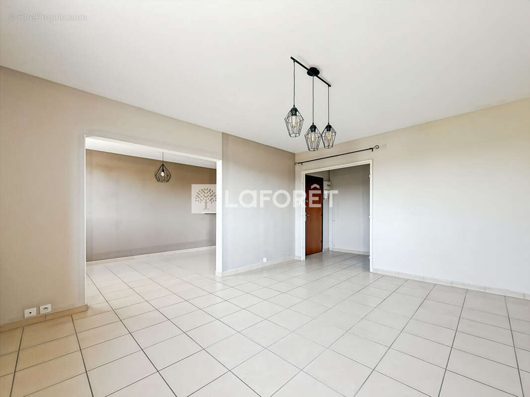 Appartement à BOURG-LES-VALENCE