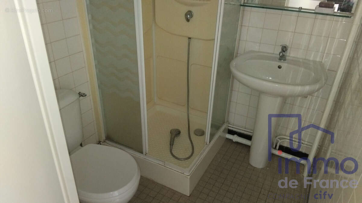 Appartement à SAINT-ETIENNE