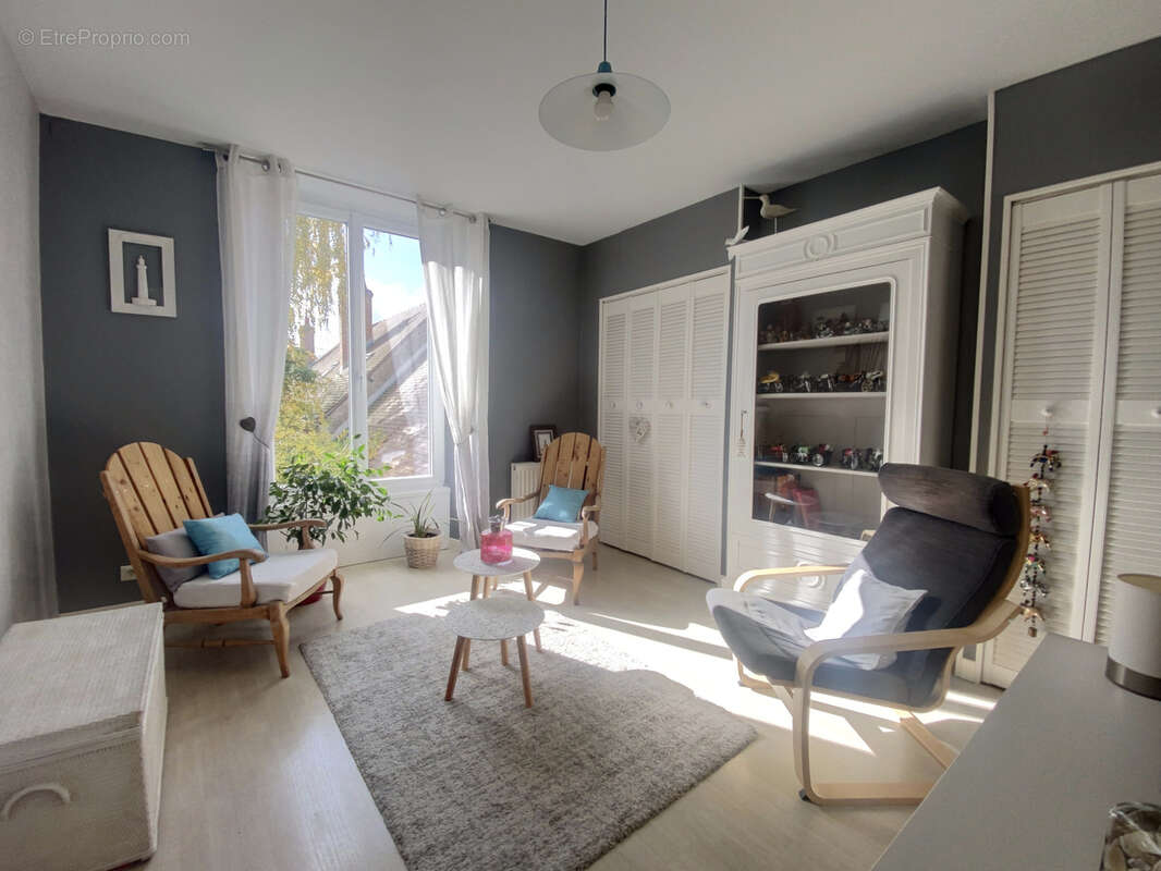 Maison à MEUNG-SUR-LOIRE