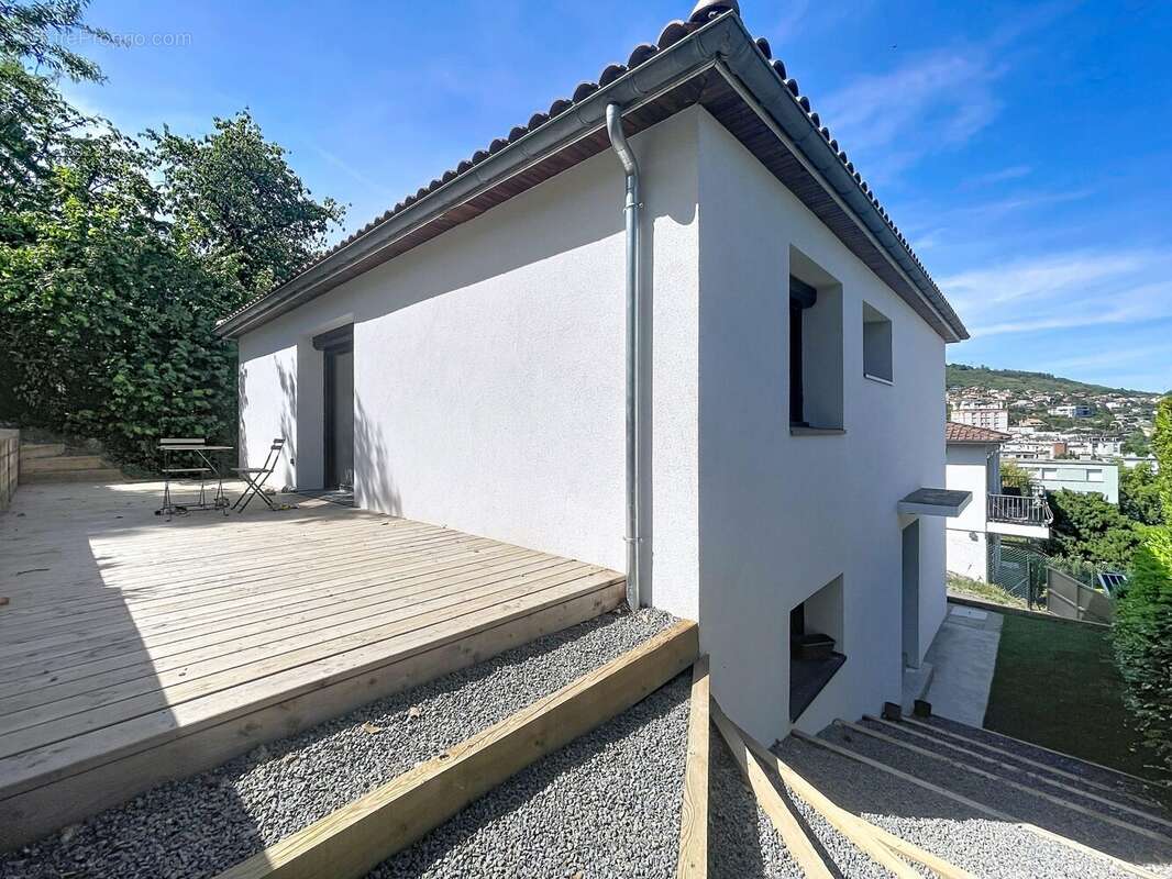 Maison à CLERMONT-FERRAND