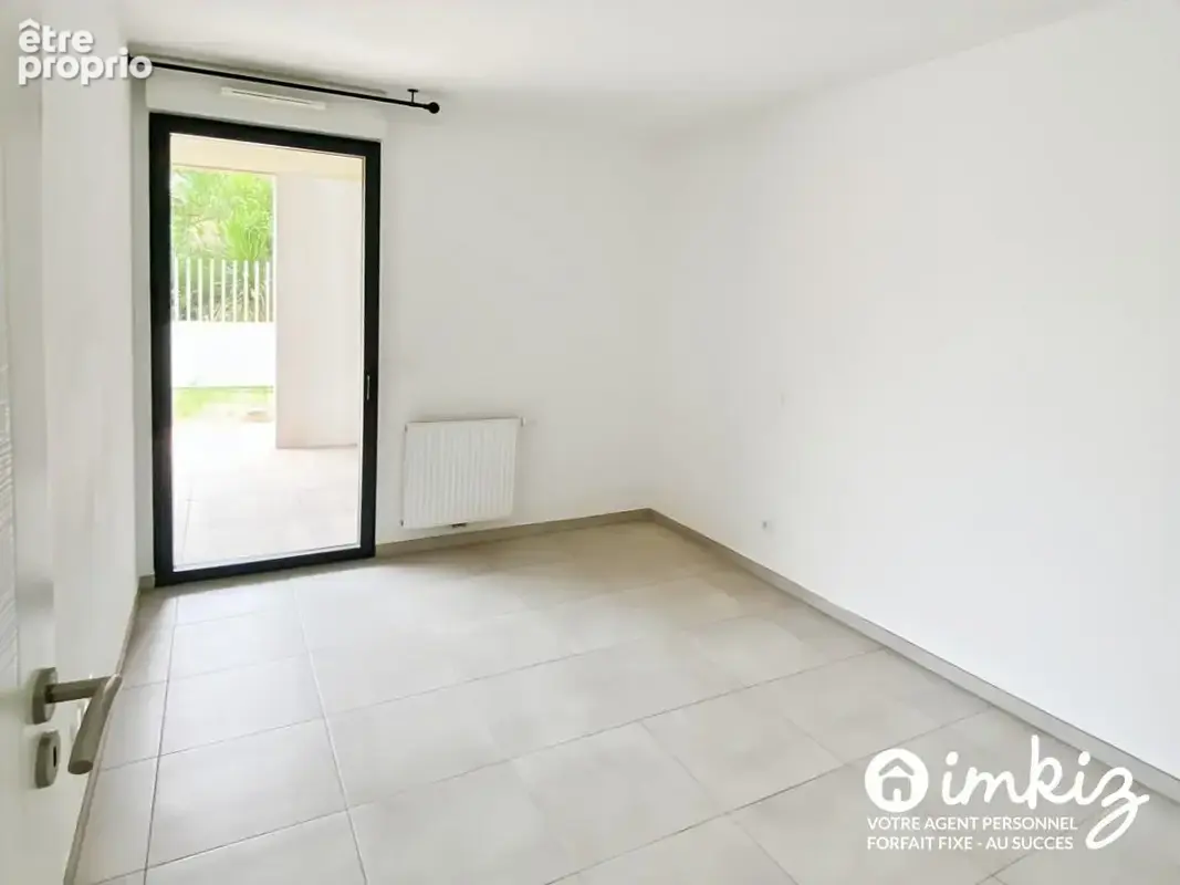 T3 récent avec extérieur de 71m2 - photo 6