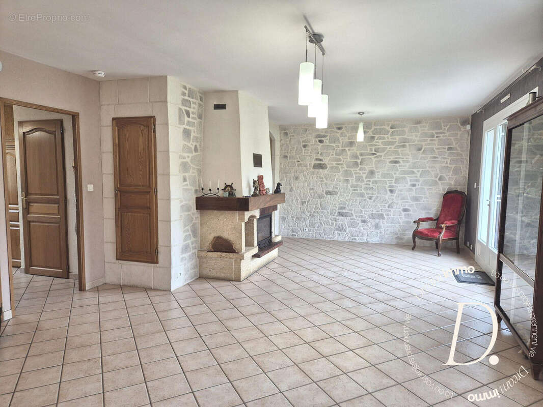 Maison à BONNIERES-SUR-SEINE