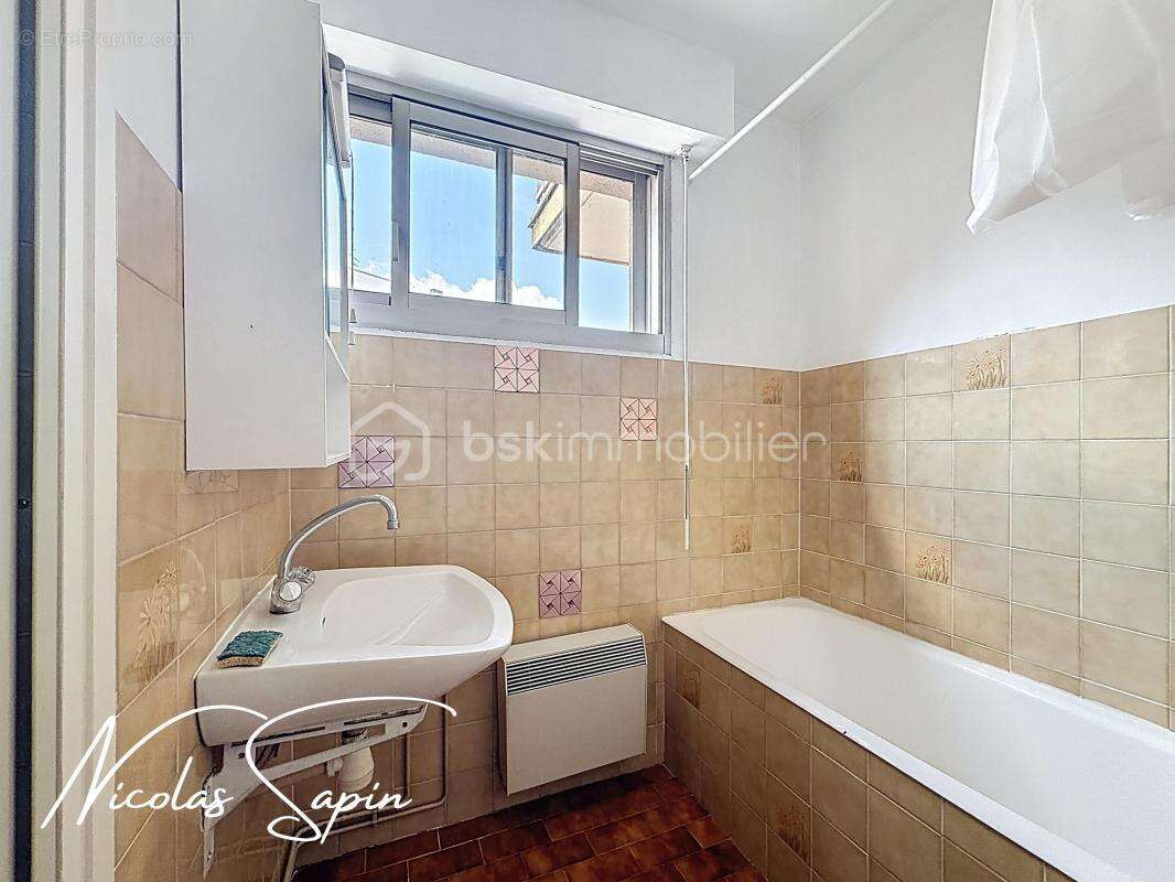 studio avec balcon et place de parking - photo 9