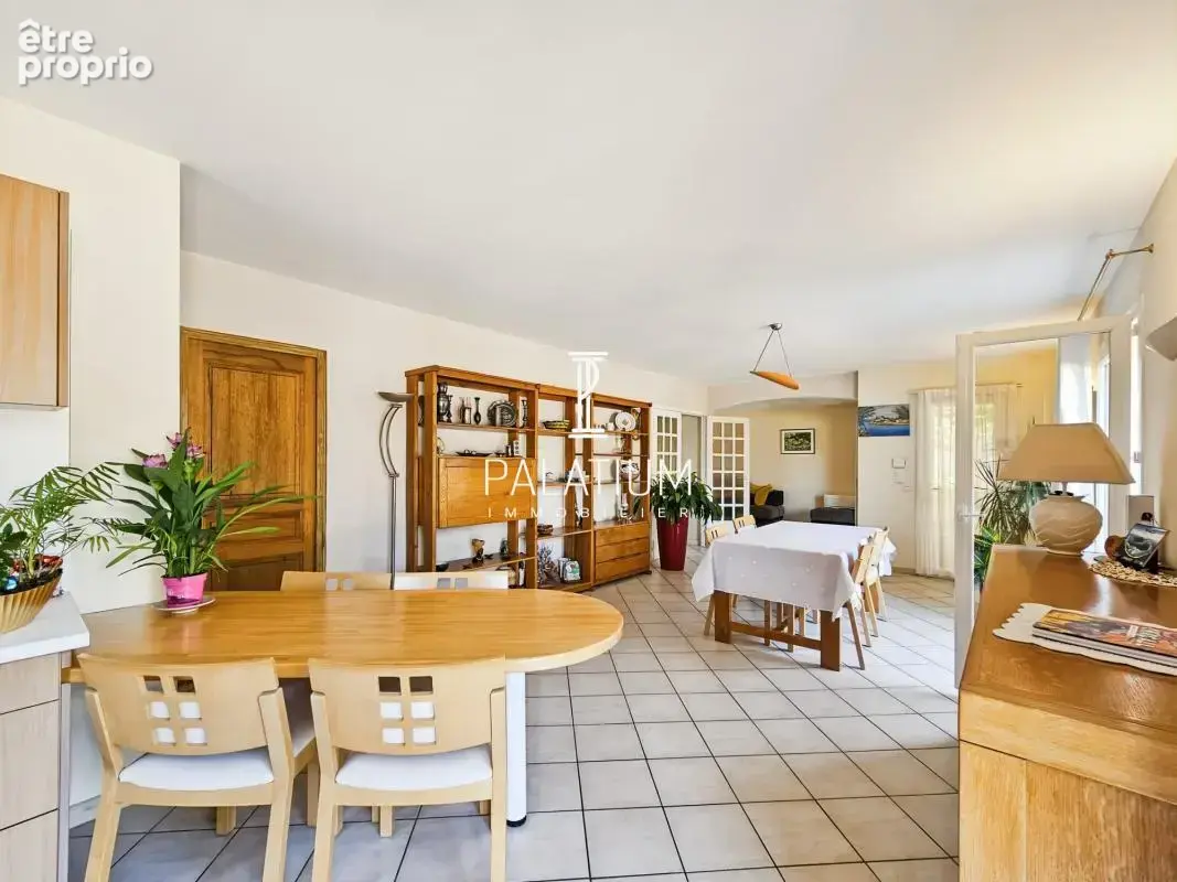 Villa familiale T6 de 167 m² avec sous-sol de 93 m² et garage - photo 7