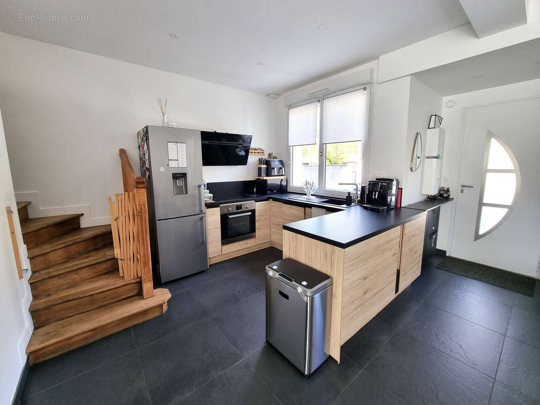 Maison à LIVRY-SUR-SEINE