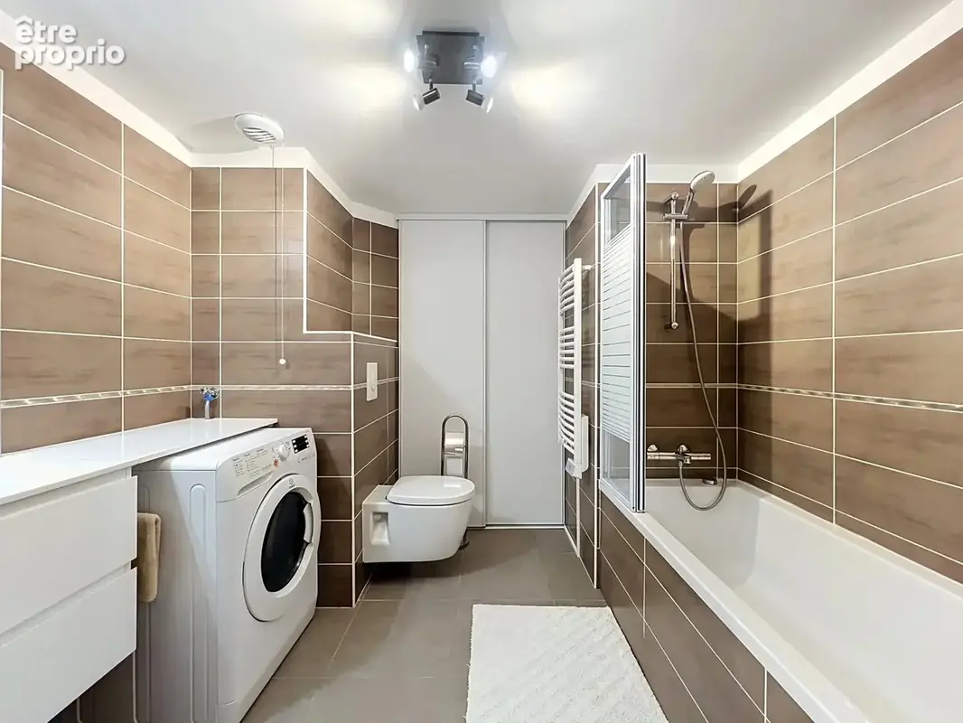 3p 61m², terrasse, piscine et 2 garages électrifiés - photo 9
