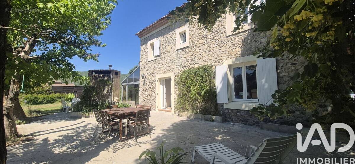 Photo 1 - Maison à LAROQUE