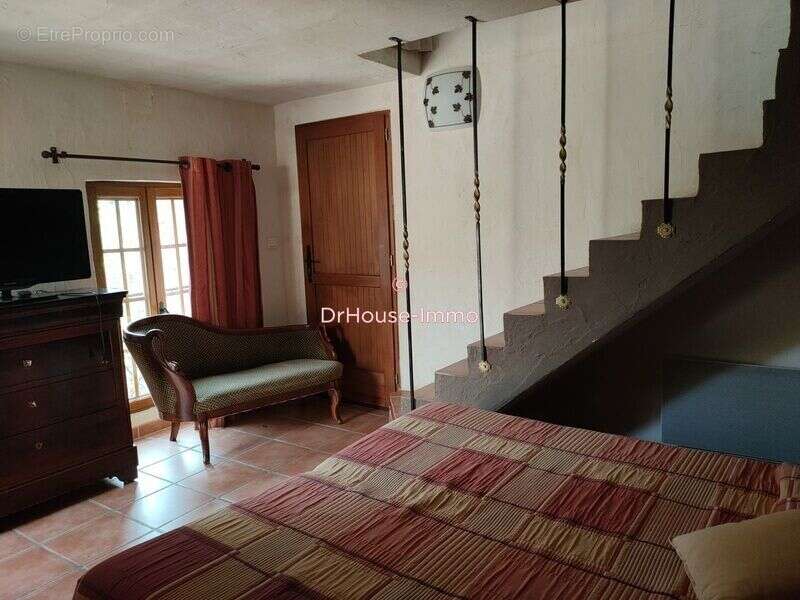 Maison à CASTELNOU