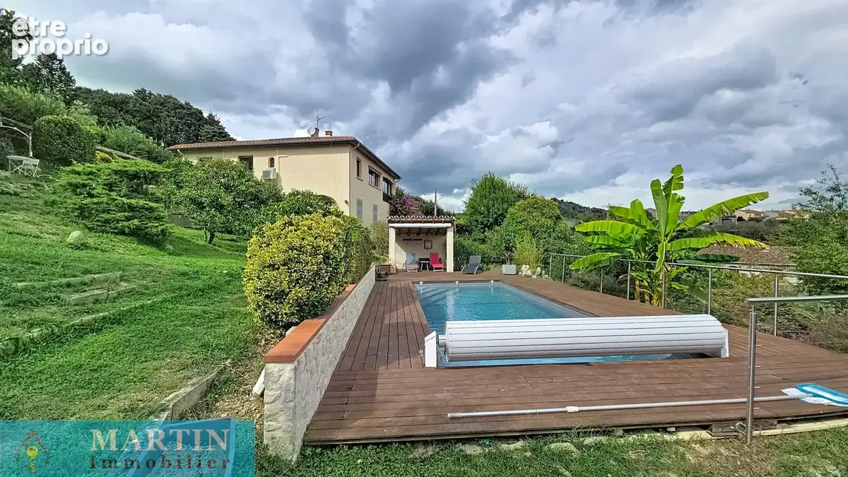 CÉRET   Villa traditionnelle avec vue, piscine et grand terrain - photo 33