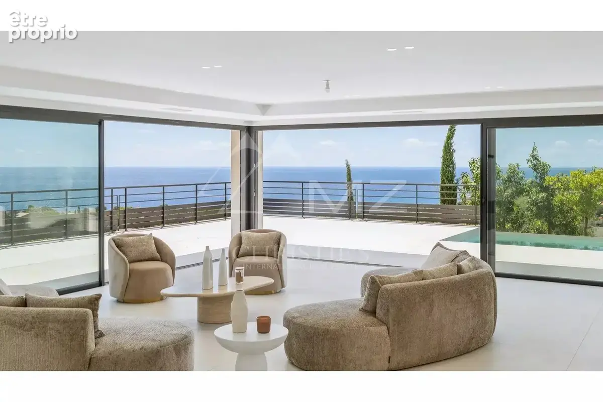 Villa contemporaine d’exception avec vue panoramique sur la mer et le Massif de l’Estérel Un bien rare où l’élégance rencontre l - photo 5