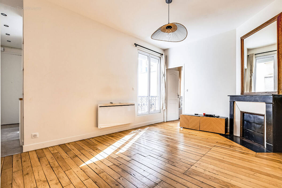 Appartement à PARIS-12E