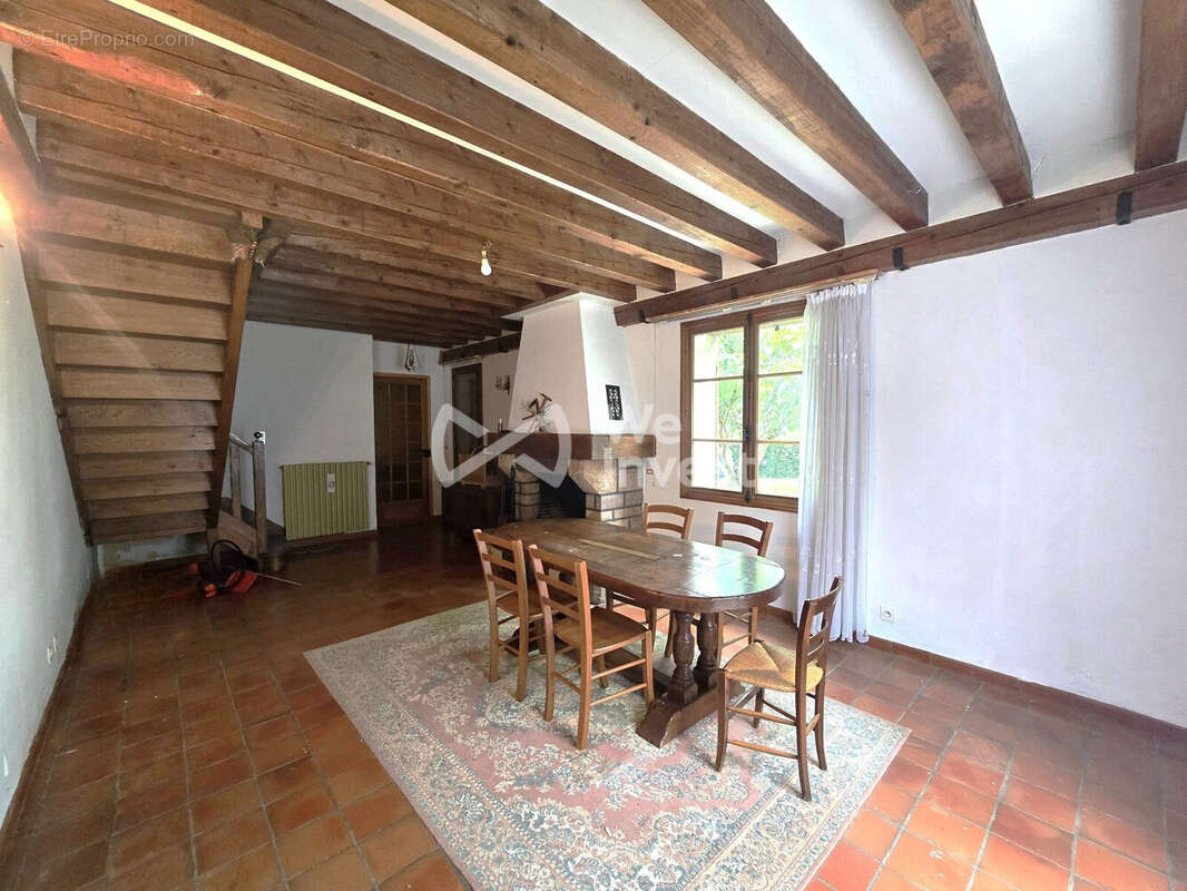 Maison à REBAIS