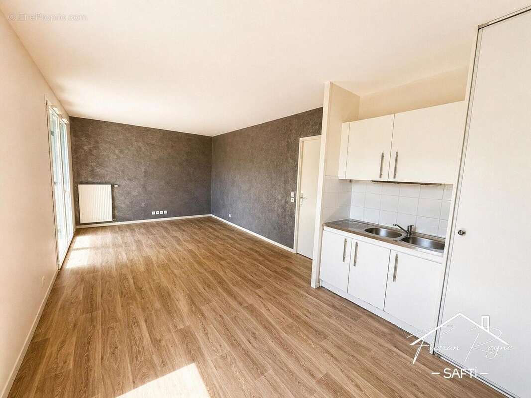 Photo 4 - Appartement à PAREMPUYRE