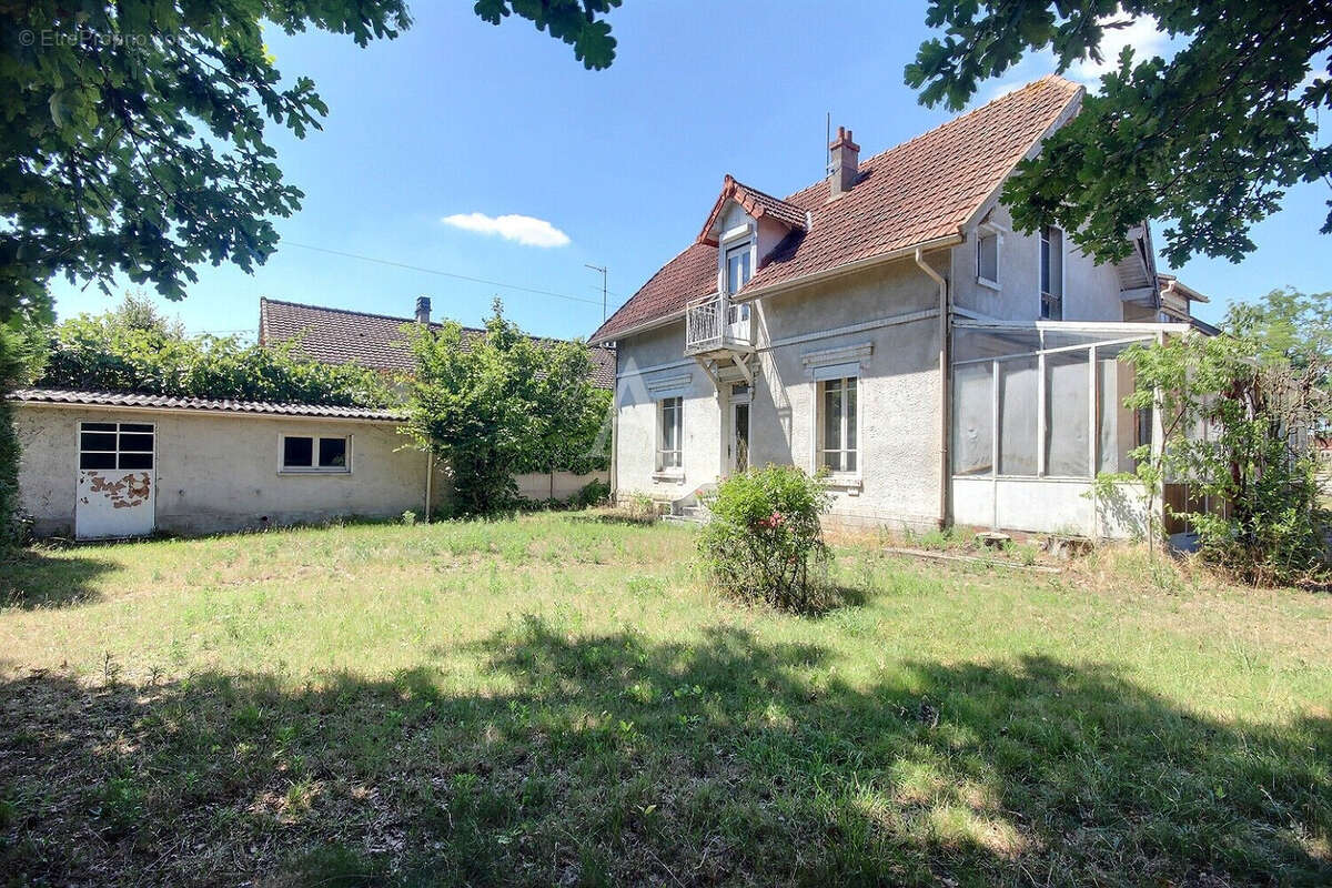 Maison à CONFLANS-SAINTE-HONORINE