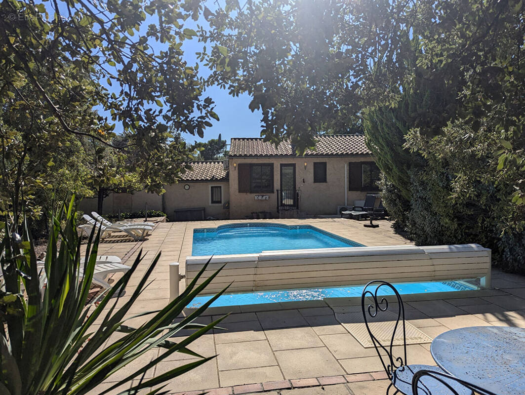 Maison à SILLANS-LA-CASCADE