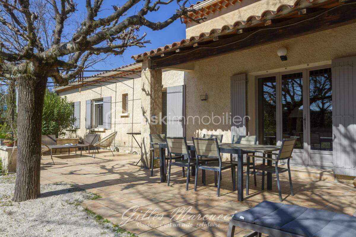 Maison à MAZAN