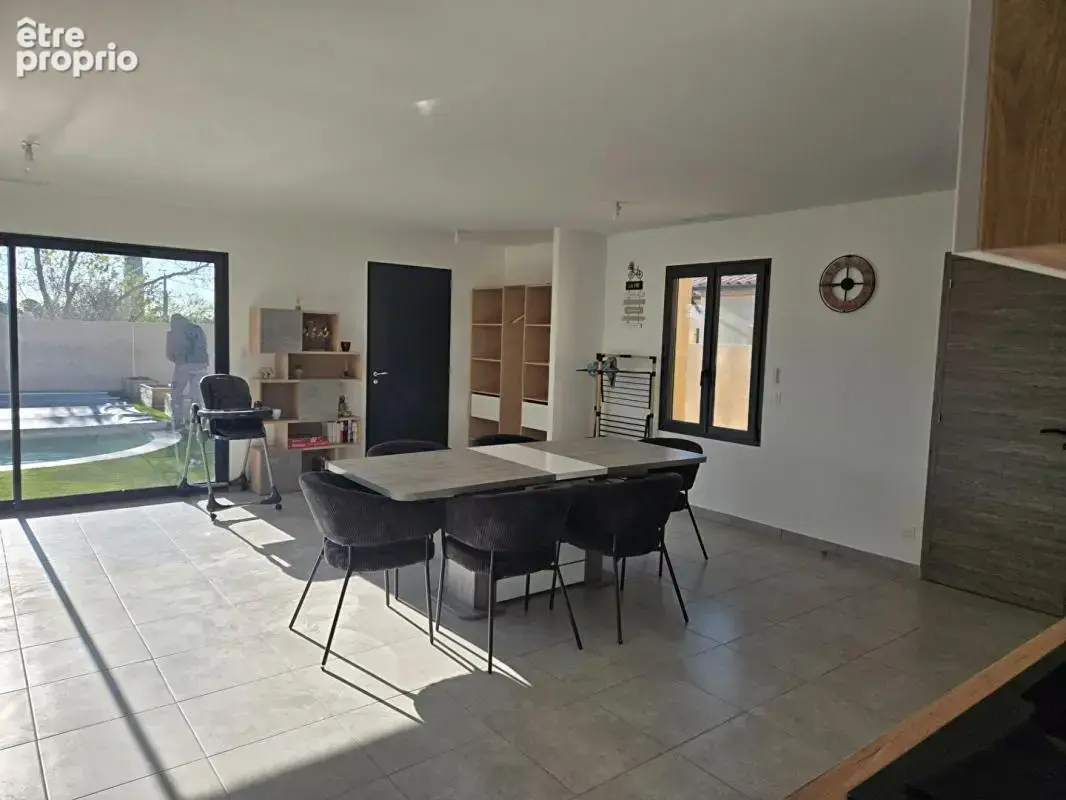 BOISSET et GAUJAC Confortable Villa de 101 M2, 3 Chambres tout confort avec piscine sur 620 M2 de terrain - photo 7