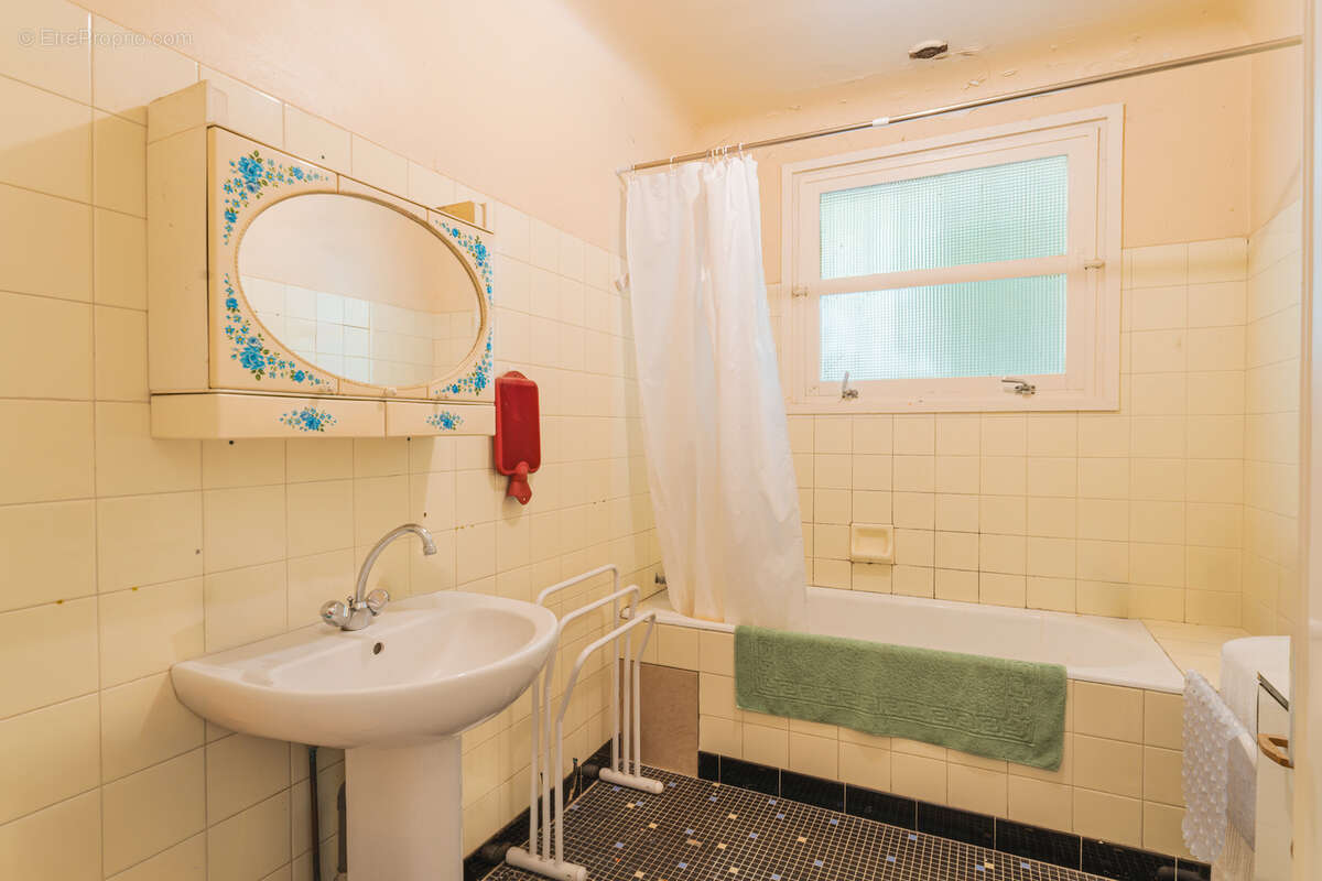 A Soorts maison T4 sur 597m2 de terrain - photo 8