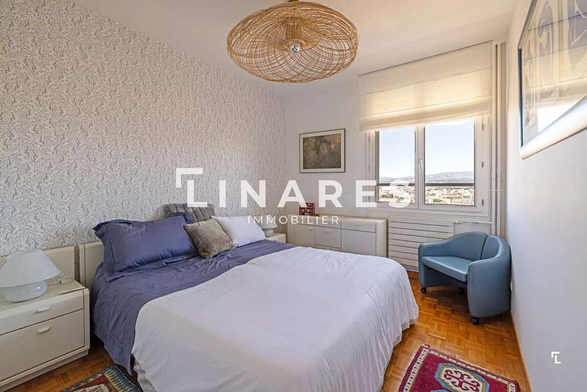 Appartement à MARSEILLE-8E