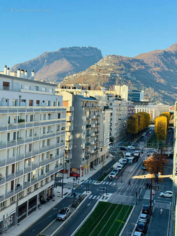 Grenoble  standing t5 120 m2 Vues magnifiques Belledonne + Vercors + Chartreuse - photo 15