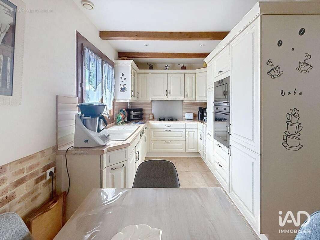 Photo 2 - Maison à HOUDAN