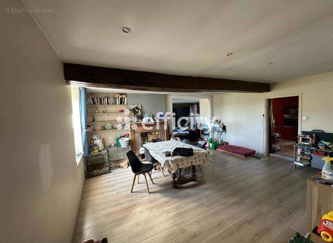 Maison 107 m² à Saulnieres  - photo 2