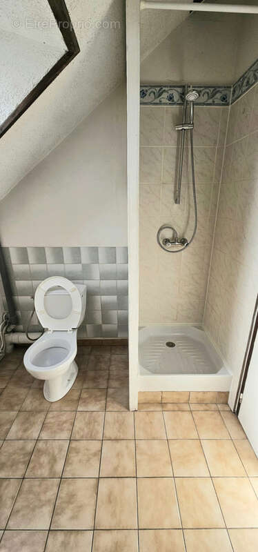 Appartement à THORIGNY-SUR-OREUSE