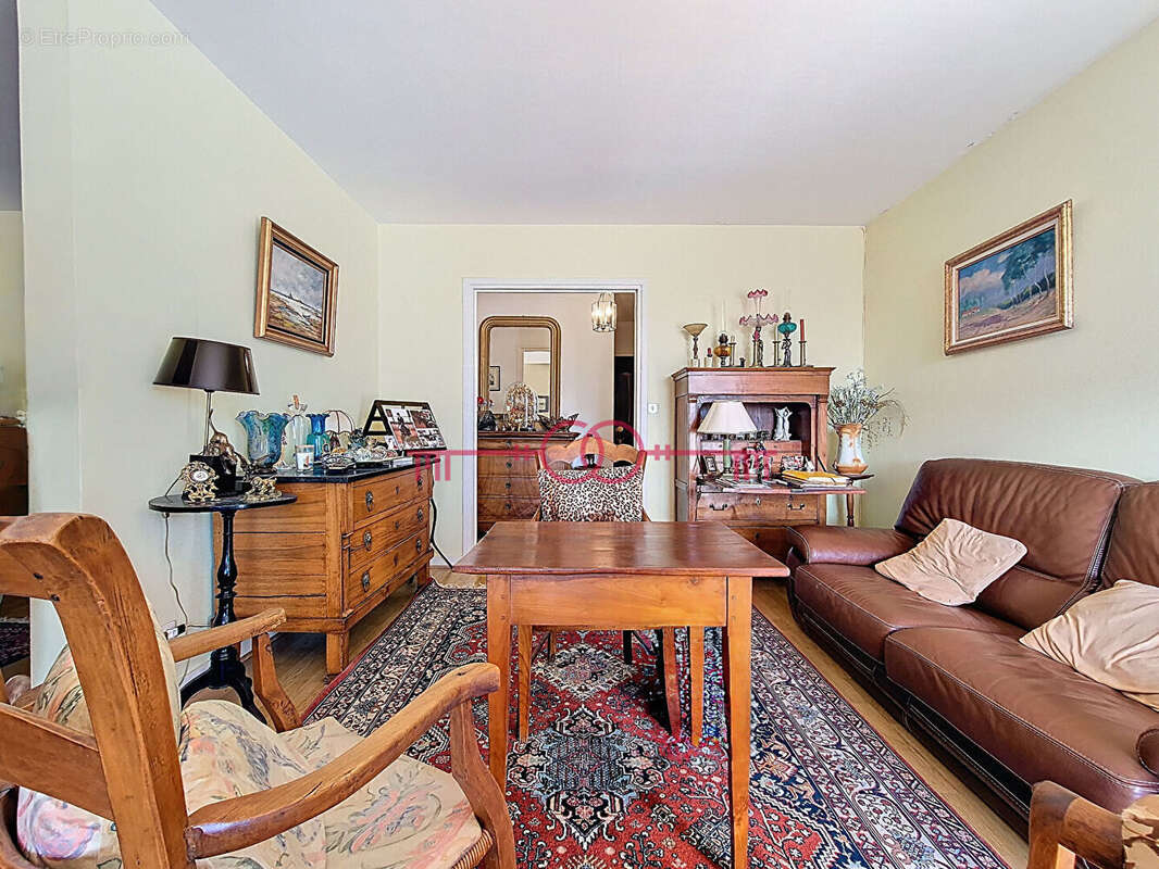 Appartement 2 Chambres Reims Clémenceau - photo 3