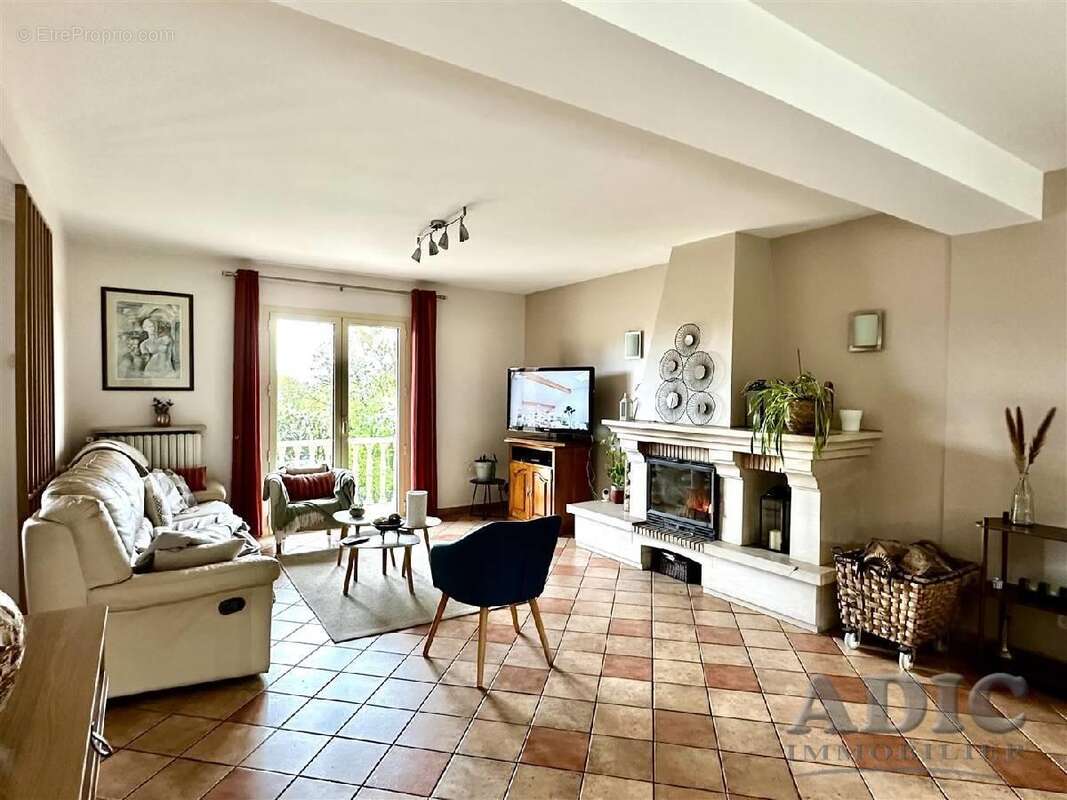 Maison à DAMMARTIN-EN-GOELE