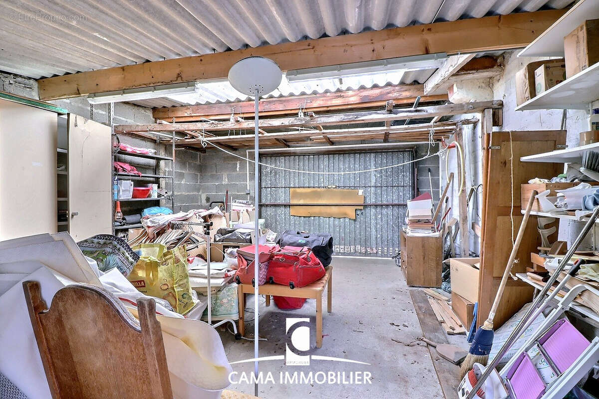 Maison 5 pièces avec garage - proche gare - photo 11