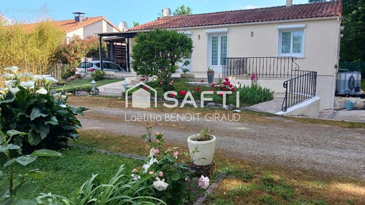 Photo 1 - Maison à BREUILLET