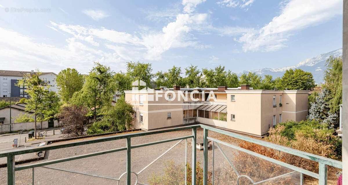 T2 copropriété fermée bonne classe énergétique avec balcon - photo 2