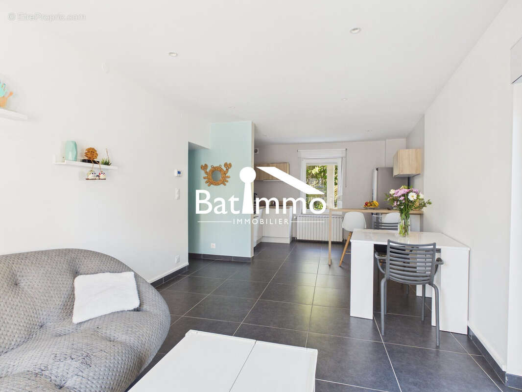 Appartement à SCY-CHAZELLES