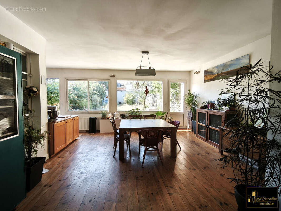 Maison 190 m² à Sainte-Mesme  - photo 5