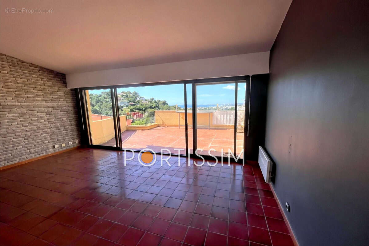 Appartement à CAGNES-SUR-MER