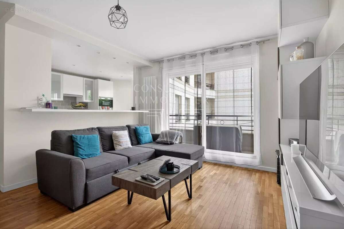 Appartement à LEVALLOIS-PERRET
